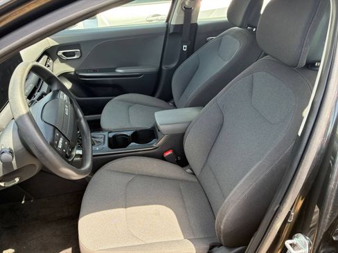 Used 2025 Kia K4 FWD image 34