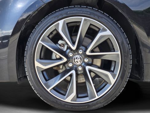 Used 2019 Toyota Corolla XSE FWD image 30