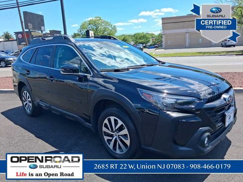 Used 2023 Subaru Outback Premium AWD/4WD image 4