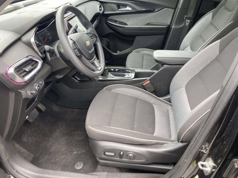 Used 2023 Chevrolet TrailBlazer LT w/ Convenience Package FWD image 19