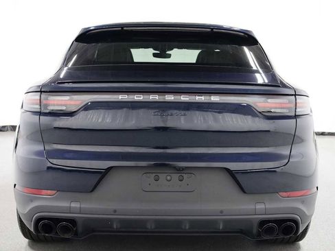 Certified 2023 Porsche Cayenne Coupe image 7
