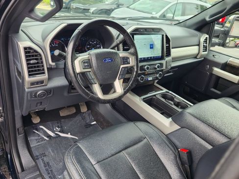 Used 2022 Ford F250 Lariat w/ Chrome Package AWD/4WD image 12