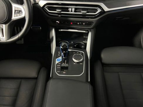 Used 2022 BMW i4 M50 image 18