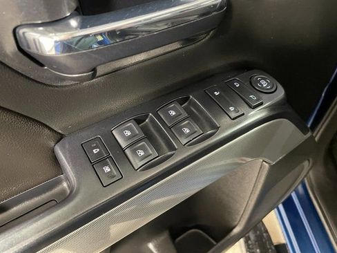 Used 2018 Chevrolet Silverado 1500 LT w/ All Star Edition image 19