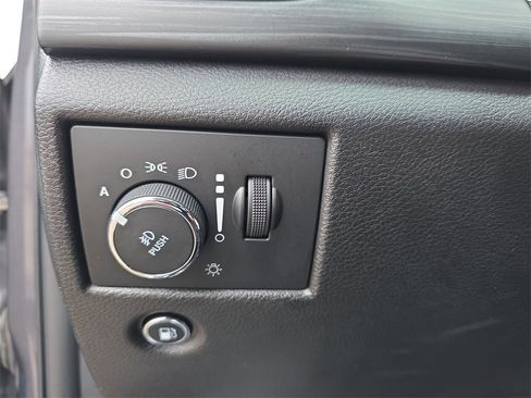 Used 2021 Jeep Grand Cherokee Laredo image 26