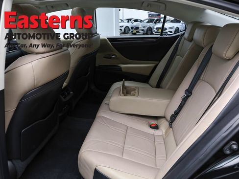 Used 2020 Lexus ES 350 w/ Accessory Package FWD image 24