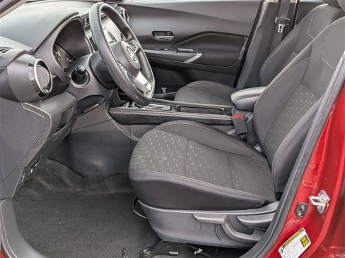 Used 2023 Nissan Kicks SV w/ Interior Electronics Package image 11