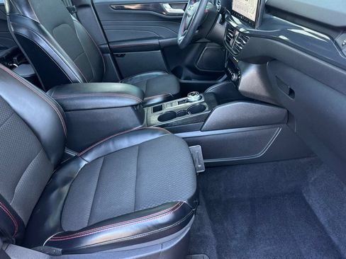 Used 2023 Ford Escape ST-Line w/ Tech Pack #1 AWD/4WD image 16