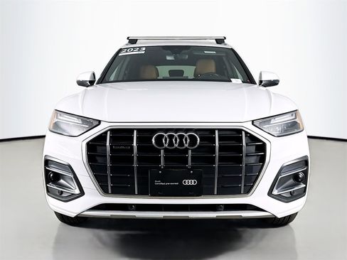 Certified 2023 Audi Q5 2.0T Premium w/ Convenience Package image 2