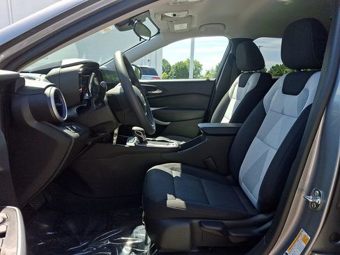 New 2026 Chevrolet Trax LS w/ LS Convenience Package FWD image 9