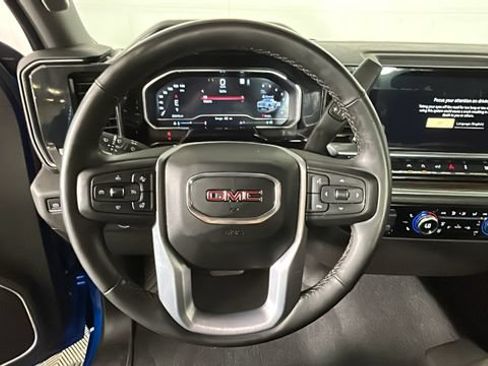 Used 2023 GMC Sierra 1500 Elevation AWD/4WD image 14