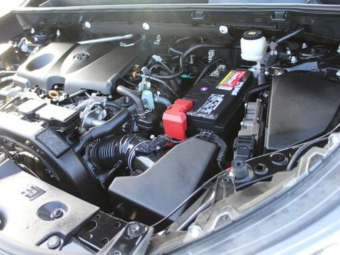 Used 2021 Toyota RAV4 LE w/ Carpet Mat Package (TMS) FWD image 56