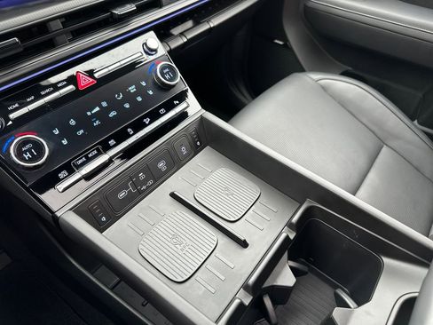 Certified 2025 Hyundai Santa Fe Calligraphy image 11