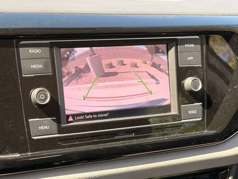 Used 2024 Volkswagen Taos S FWD image 16