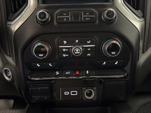 Used 2021 Chevrolet Silverado 1500 LT Trail Boss w/ Bed Protection Package image 23