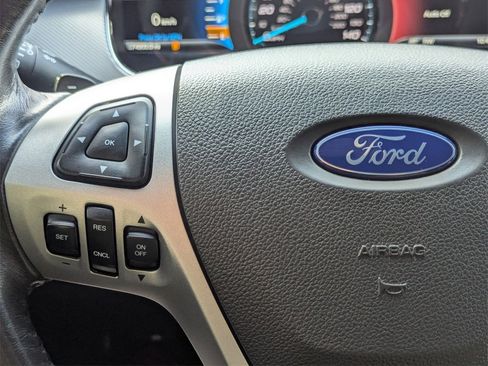 Used 2016 Ford Taurus SHO w/ Equipment Group 401A image 14