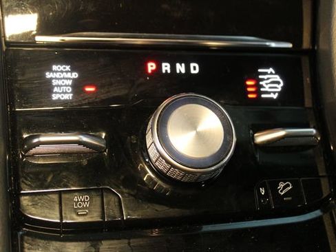 Used 2023 Jeep Grand Cherokee L Overland image 31