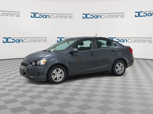 Used 2014 Chevrolet Sonic LT FWD image 4