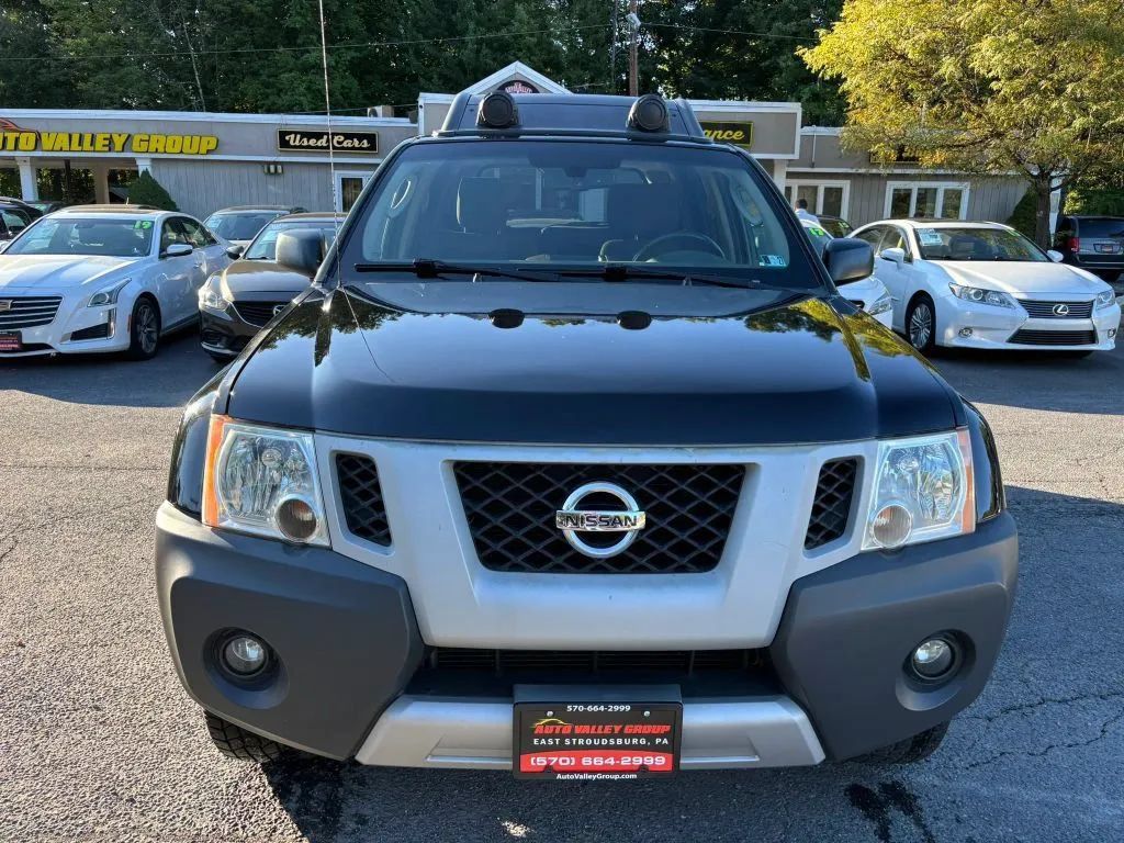 Used 2012 Nissan Xterra PRO-4X AWD/4WD image 3