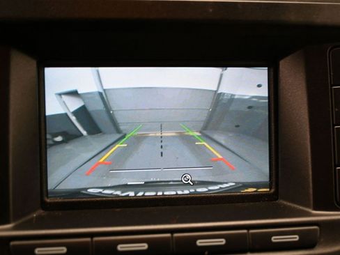 Used 2018 Ford Explorer 4WD w/ Class II Trailer Tow Package image 21