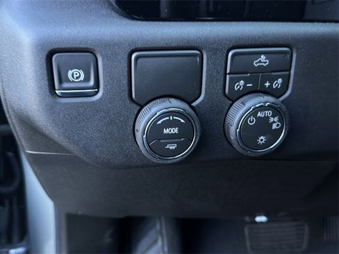 New 2026 Chevrolet Silverado 1500 LT image 18