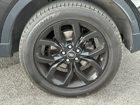 Used 2017 Land Rover Discovery Sport HSE AWD/4WD image 26
