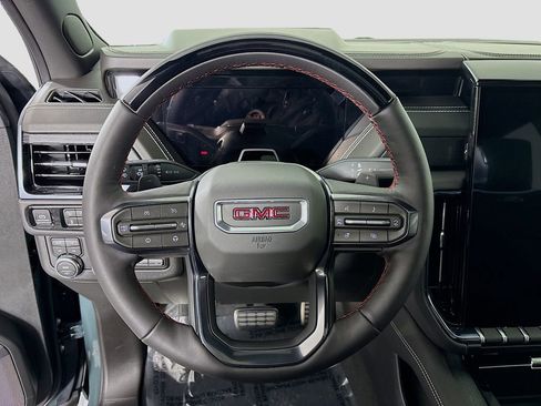 New 2026 GMC Yukon AT4 Ultimate image 11