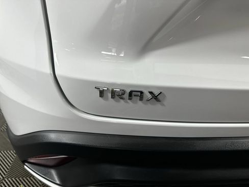 New 2026 Chevrolet Trax LT w/ LT Convenience Package FWD image 31