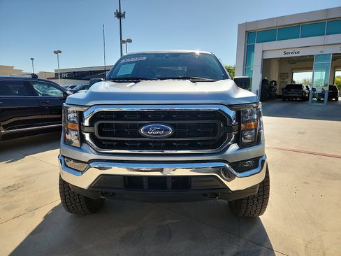 Used 2023 Ford F150 XLT image 2