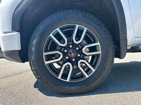 New 2026 GMC Sierra 1500 AT4 w/ AT4 Premium Package image 12