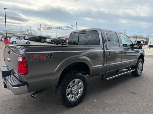 Used 2014 Ford F250 Lariat w/ Chrome Package image 4