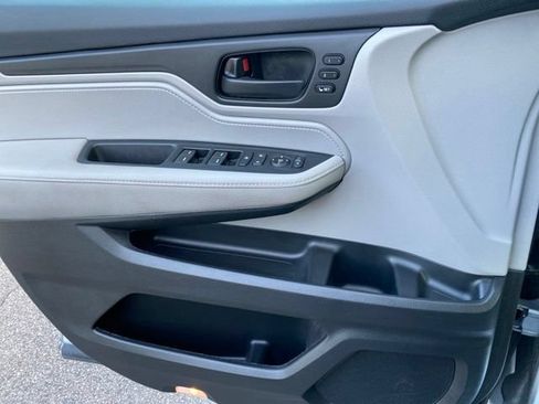 Used 2024 Honda Odyssey EX-L image 20