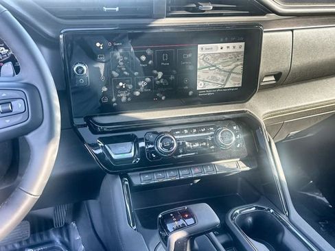 New 2026 GMC Sierra 1500 AT4 w/ AT4 Premium Package image 11