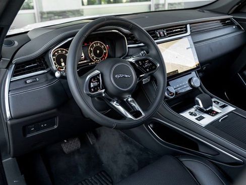 New 2026 Jaguar F-PACE R-Dynamic S image 16