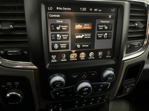 Used 2016 RAM 2500 Laramie AWD/4WD image 18
