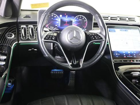 Used 2022 Mercedes-Benz S 500 4MATIC w/ AMG Line Package image 29