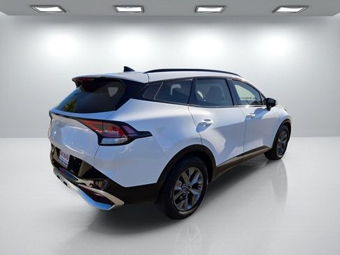 Used 2024 Kia Sportage SX image 6