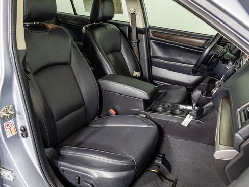 Used 2016 Subaru Legacy 2.5i Limited image 47
