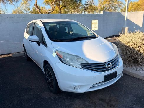 Used 2016 Nissan Versa Note SV FWD image 4