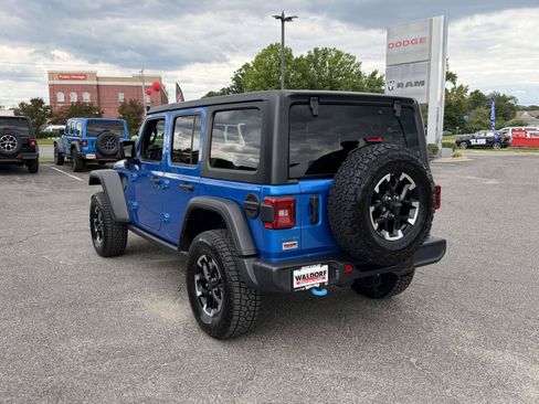 Used 2024 Jeep Wrangler Unlimited Rubicon 4xe AWD/4WD image 5