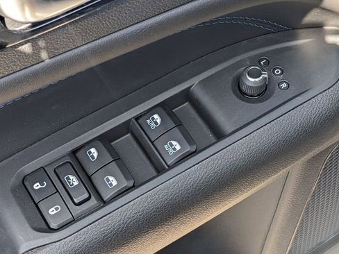 New 2025 Jeep Compass Limited w/ High Altitude Package image 21