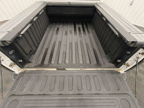 Used 2013 RAM 1500 Classic SLT w/ Remote Start & Security Group AWD/4WD image 20