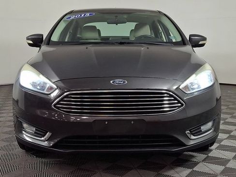 Used 2015 Ford Focus Titanium FWD image 5