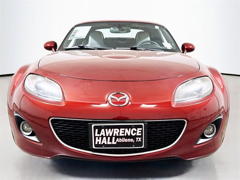 Used 2011 MAZDA MX-5 Miata Touring image 2