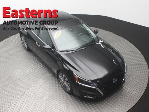 Used 2023 Nissan Altima 2.5 SL FWD image 3
