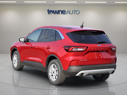 Used 2023 Ford Escape Active AWD/4WD image 4
