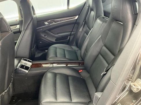 Used 2013 Porsche Panamera 4 image 7