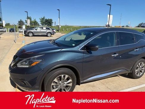 Used 2018 Nissan Murano SV FWD image 1