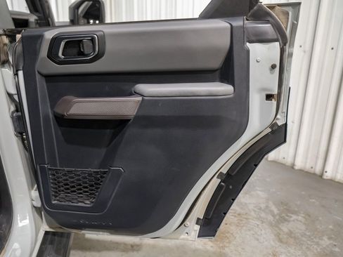 Used 2023 Ford Bronco Black Diamond image 48