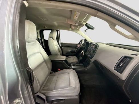 Used 2018 Chevrolet Colorado W/T w/ WT Convenience Package image 26